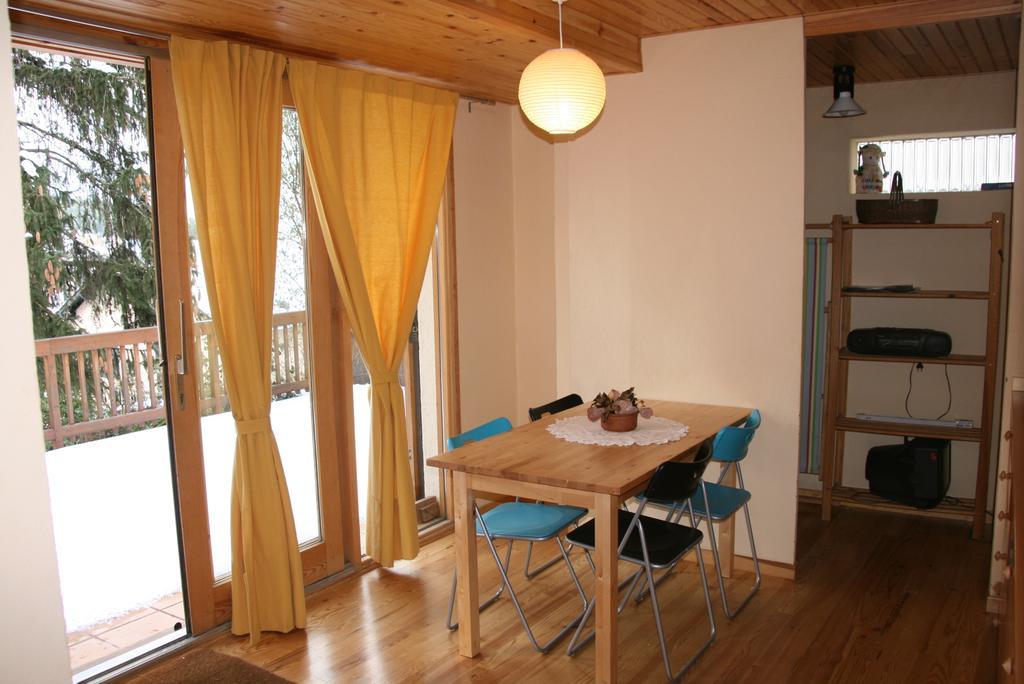 Loft In ساياغوز الغرفة الصورة